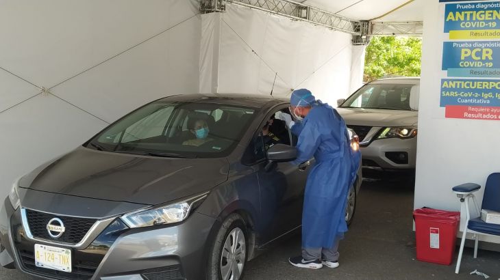 Decenas de personas se realizan prueba de Covid-19 en Mérida 